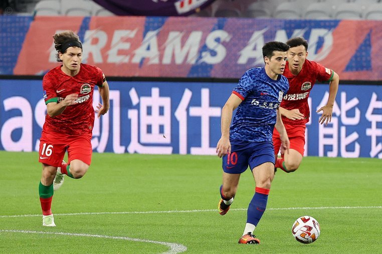 申花6胜探秘：挑战仍在继续