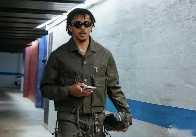 巴萨旧将：孔德巴尔德只是不如去年，他们的表现是能接受的