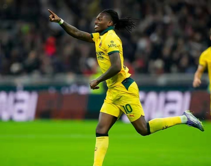 本季五大联赛助攻15+次的神秘三人行