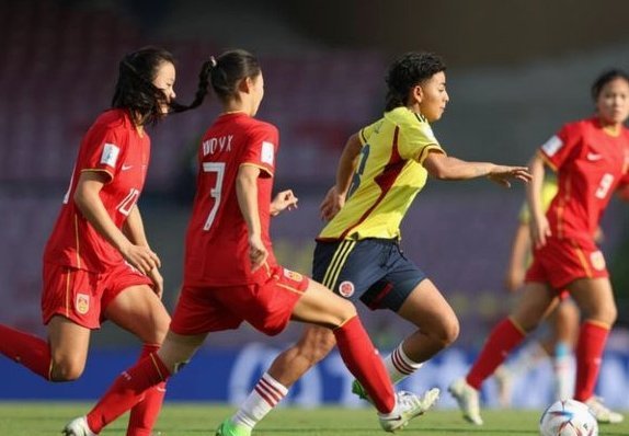 U17女足亚洲杯：中国2-4朝鲜无缘决赛，刘雨希双响
