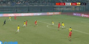 张伯霖替补登场，赵松源被换下
