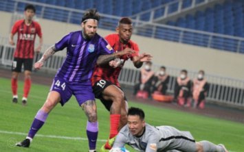 半场：海港0-0津门虎，基莱斯头顶脚踢造险，颜骏凌救主