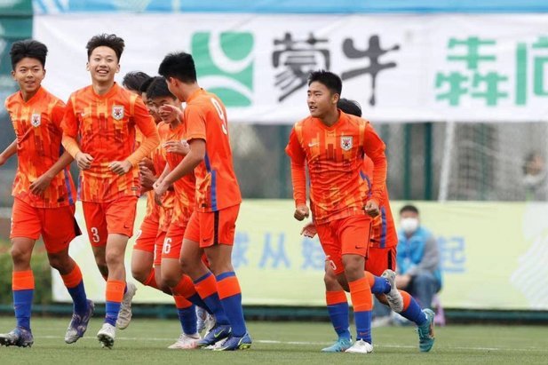 足球报：U17球员转会受地方干扰，足协应重新梳理注册资格