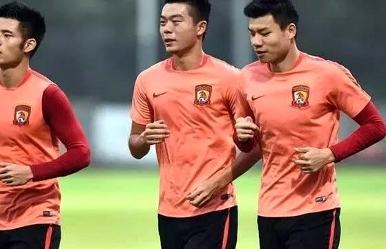 杨立瑜的慢：独特表达背后的深层意义