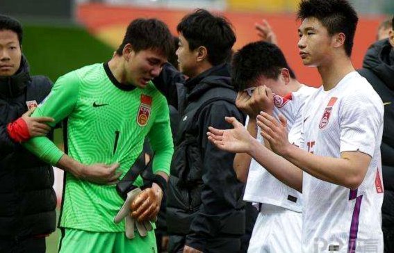 今天U20和B队都是2：1逆转，老大哥能逆转不