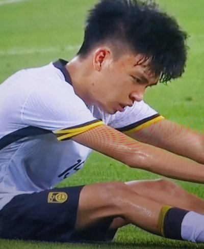这么瘦小的球员以后能踢上职业吗